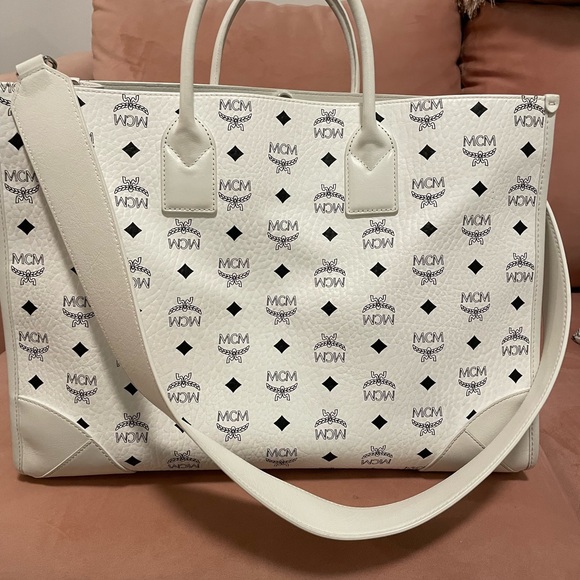 MCM X-large MÜNCHEN TOTE in White - Picture 7 of 9